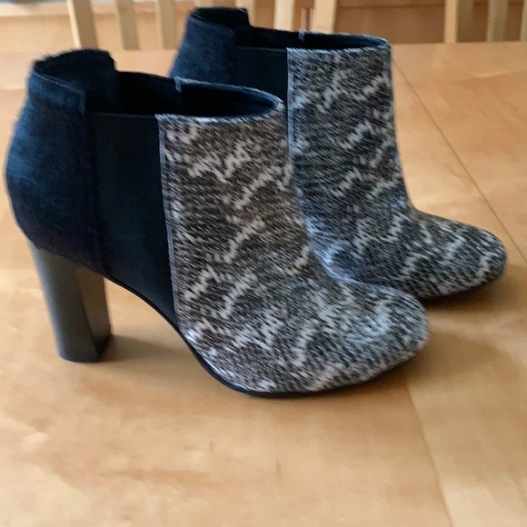 Trina Turk Wilshire Ankle Booties 6 - Picture 2 of 10